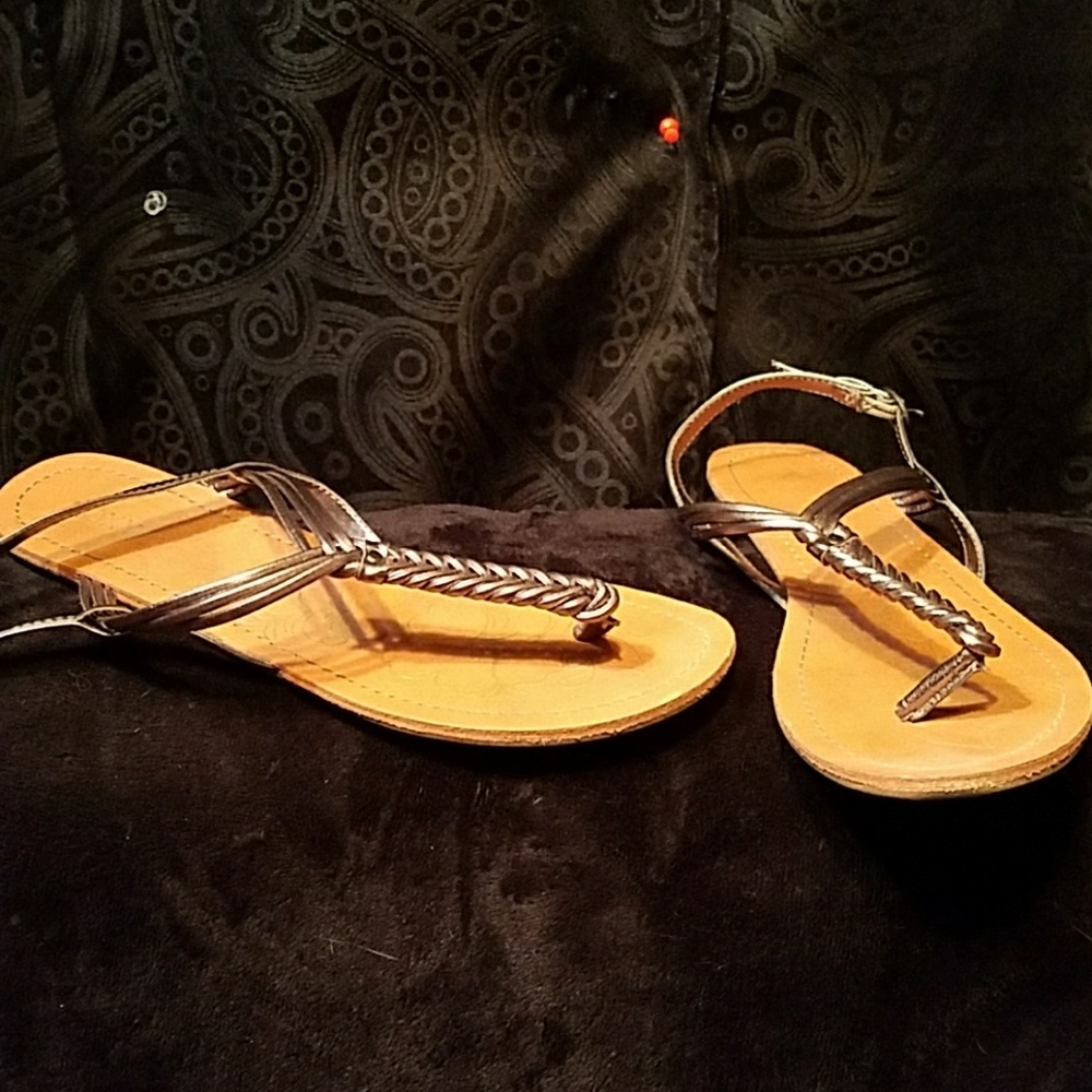 Silver braided sandle